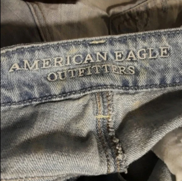 American Eagle HighRise Festival Shortie Jean Shorts Size 6